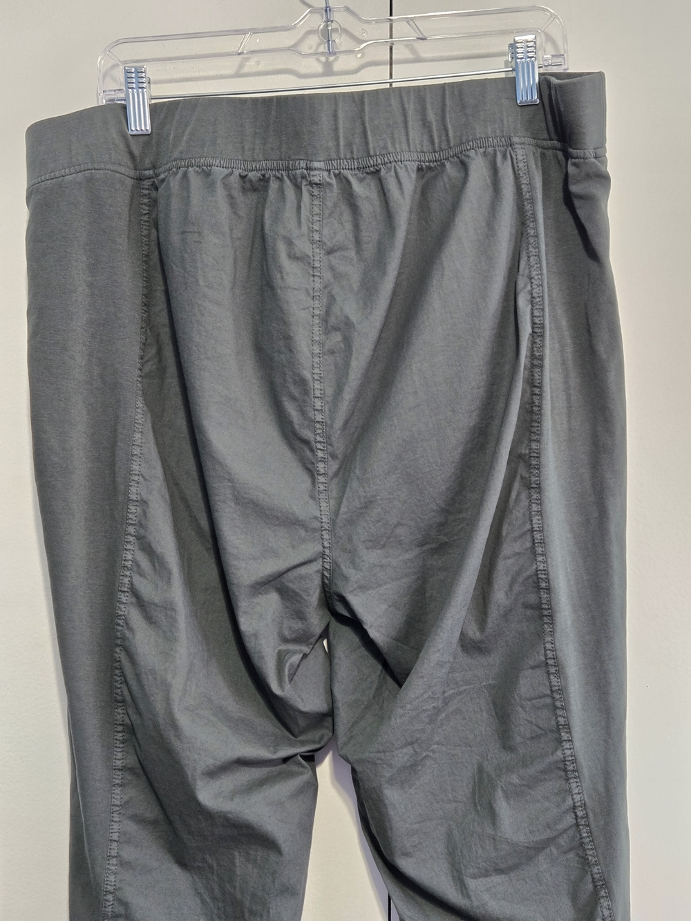 XCVI Pants Womens 1X Green Stretch Pull On Zip Pocket Ruched Leg Athleisure - Picture 4 of 6